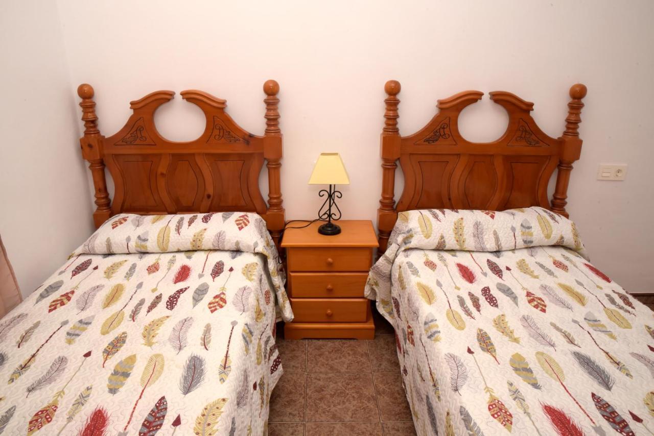 Casa Manria En Conil Con Piscina, Hasta 6 Personas *