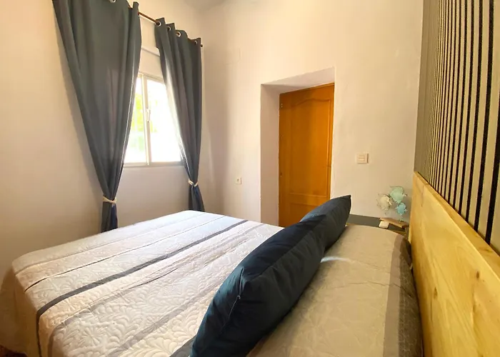 Casa Chalet Manria En Conil Con Piscina, Hasta 6 Personas