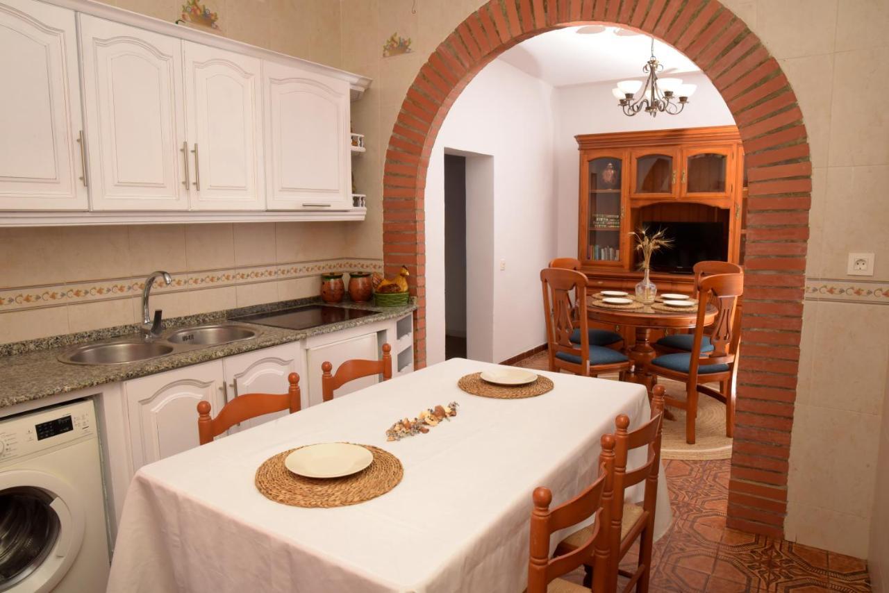 Ferienhaus Casa Manria En Conil Con Piscina, Hasta 6 Personas *